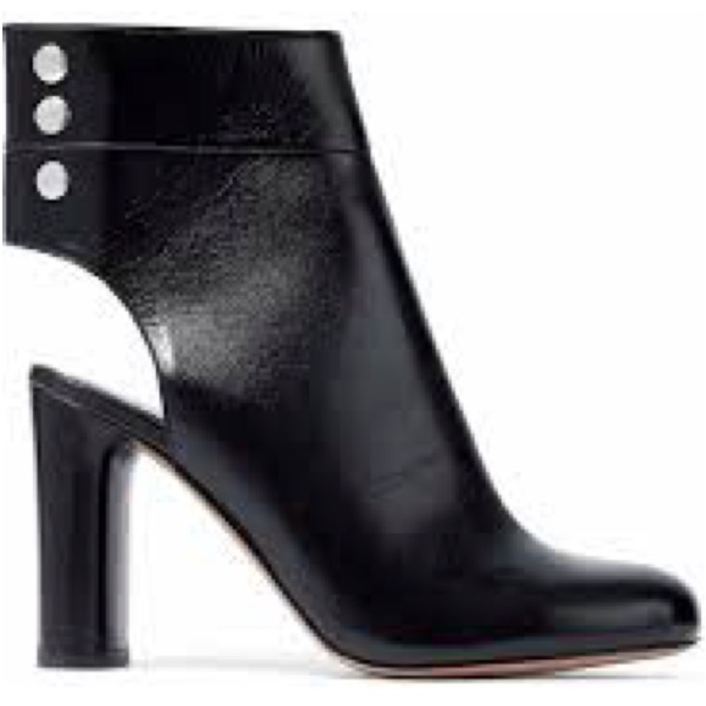 NWT IRO Matyi cutout leather ankle boots